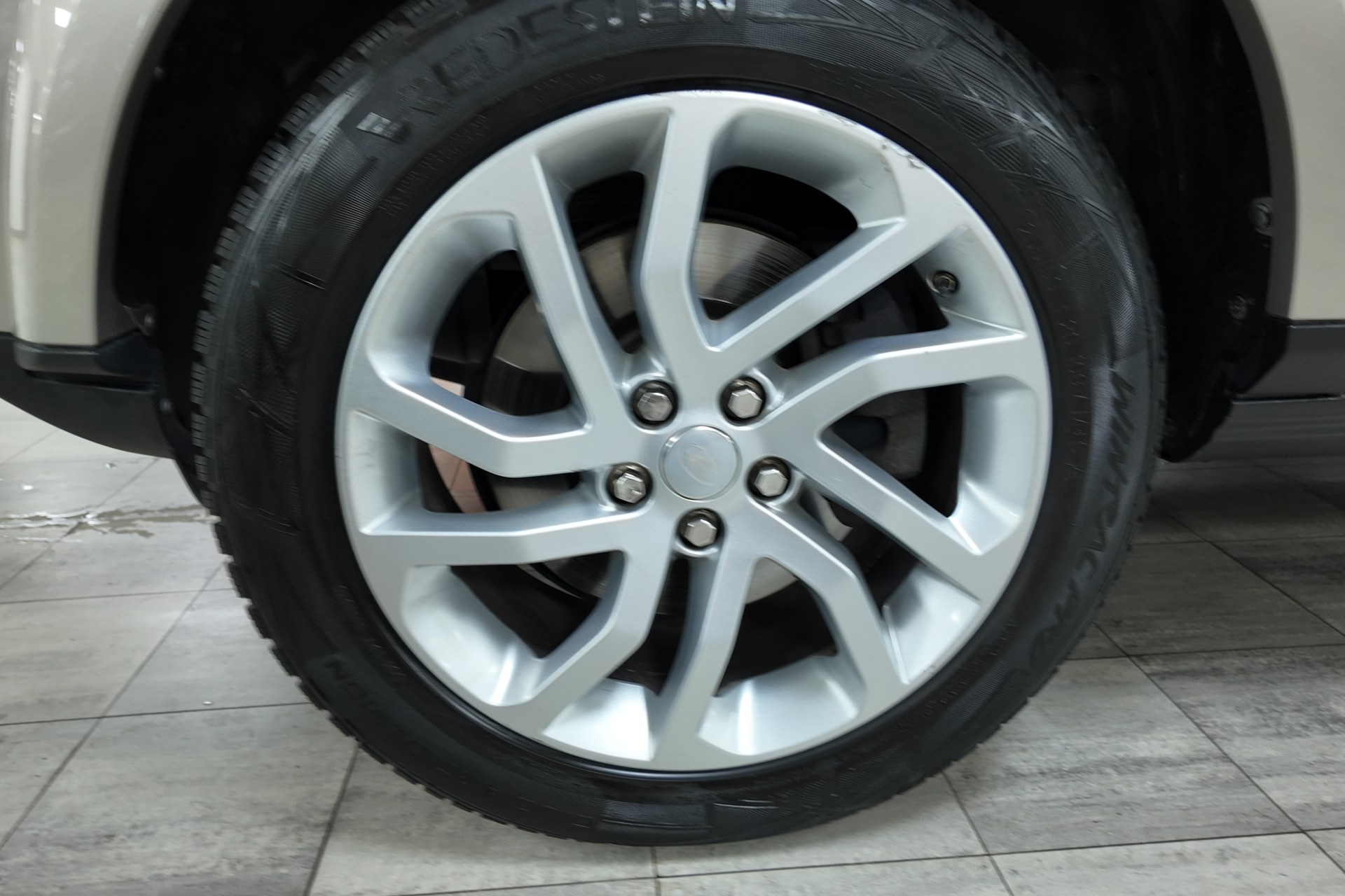 Land-Rover Discovery