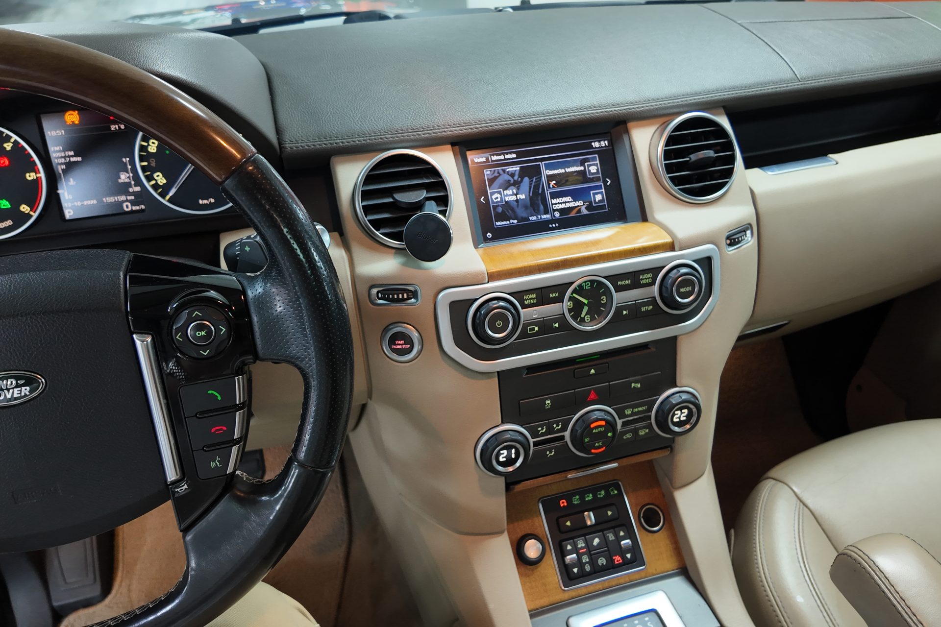 Land-Rover Discovery