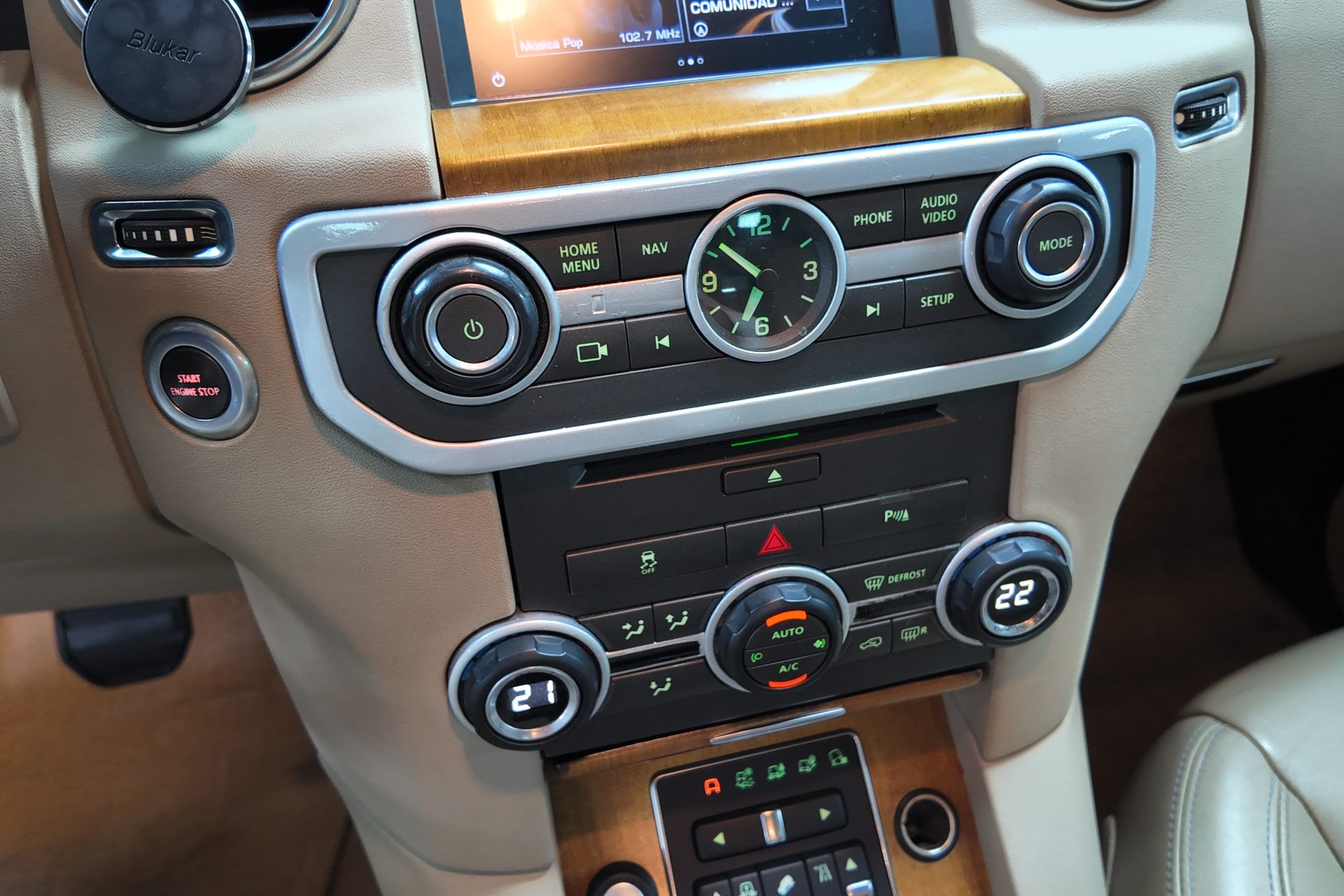 Land-Rover Discovery