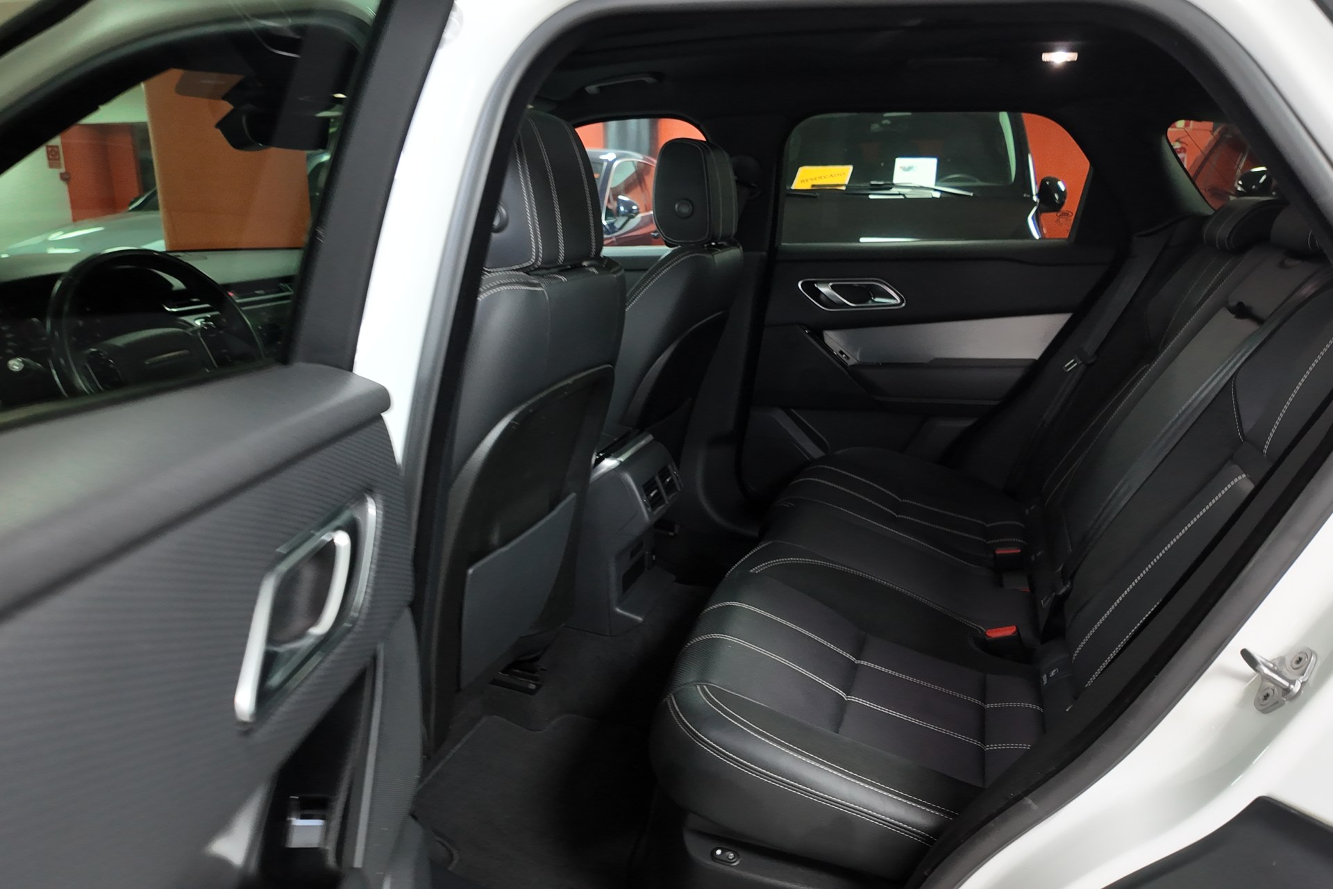 Land-Rover Range Rover Velar