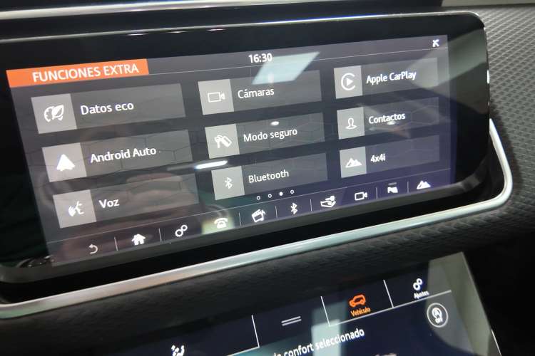Land-Rover Range Rover Velar