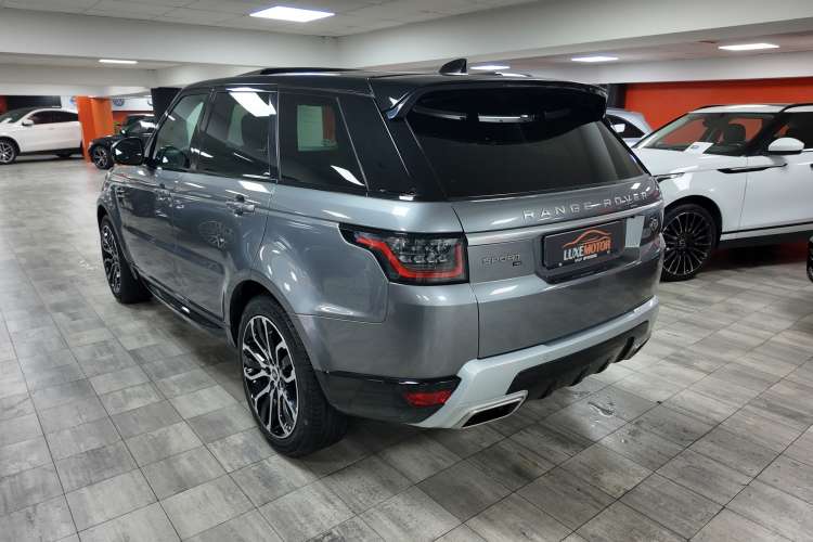 Land-Rover Range Rover Sport