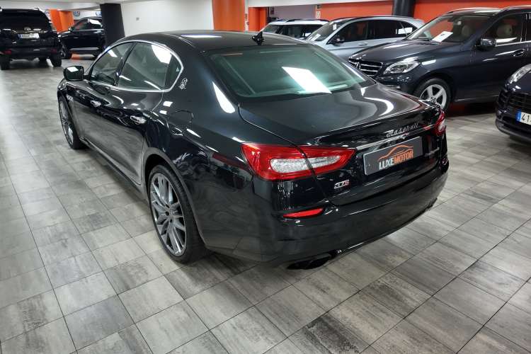 Maserati Quattroporte