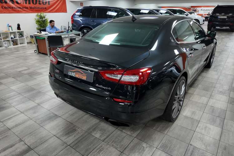 Maserati Quattroporte