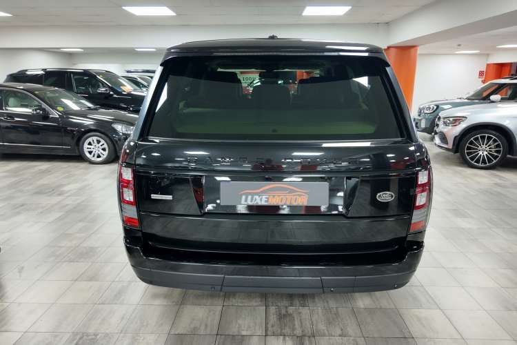 Land-Rover Range Rover