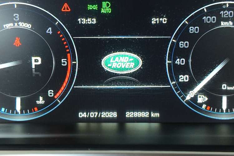 Land-Rover Range Rover