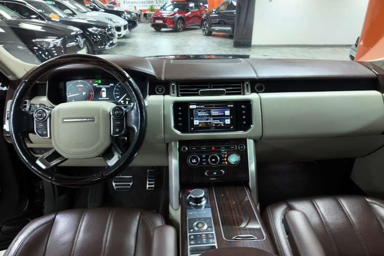 Land-Rover Range Rover