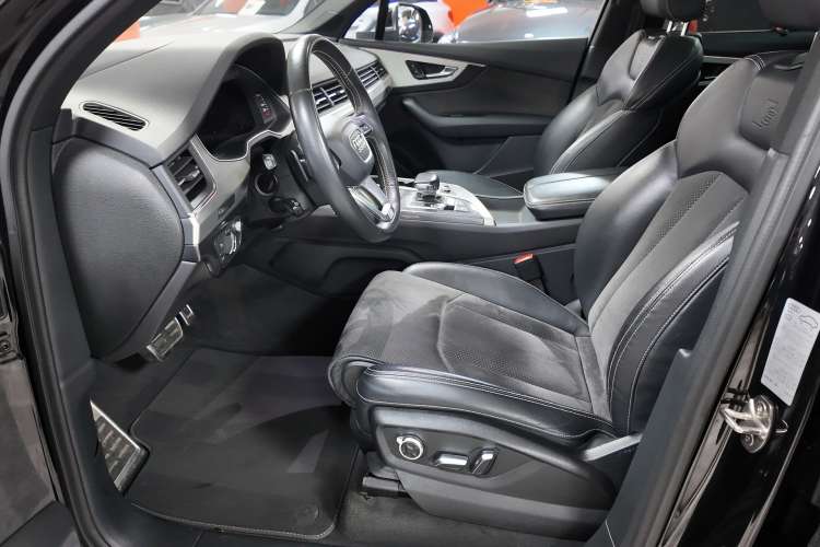 Audi SQ7