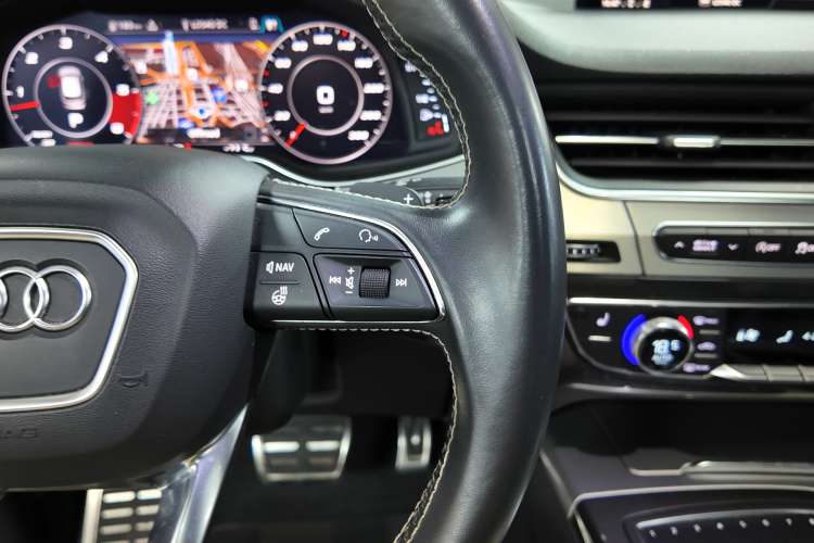 Audi SQ7