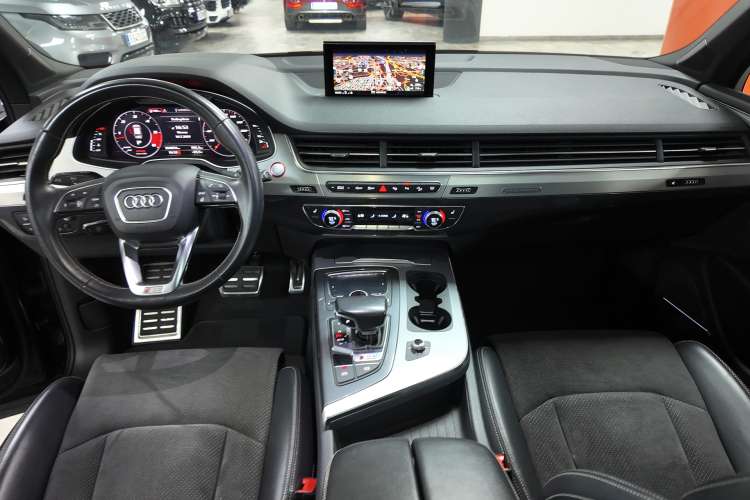 Audi SQ7
