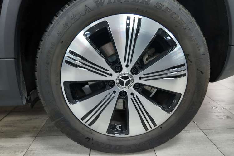 Mercedes-Benz Clase EQA