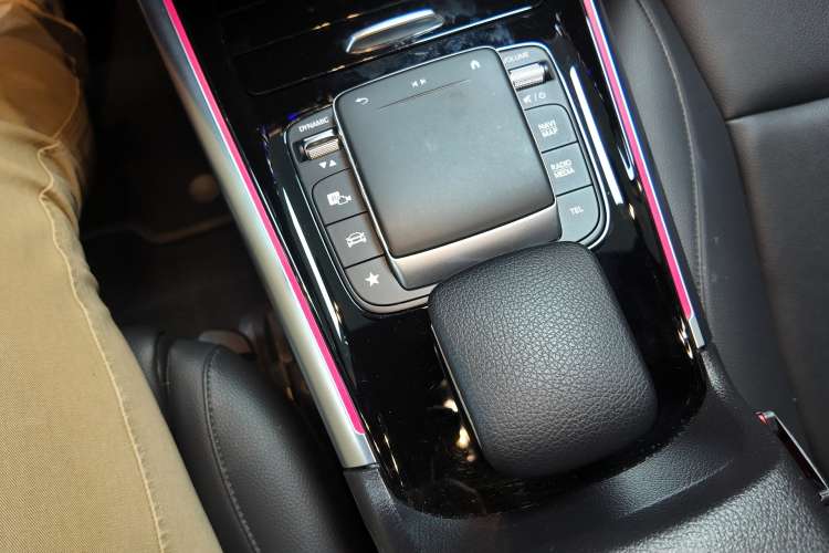 Mercedes-Benz Clase EQA