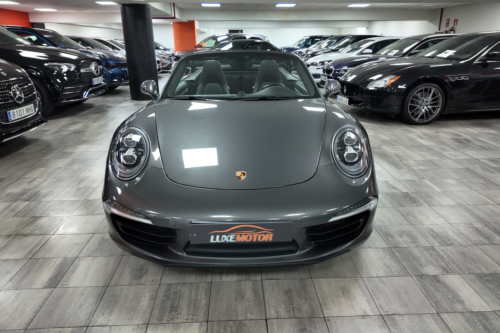 Porsche 911