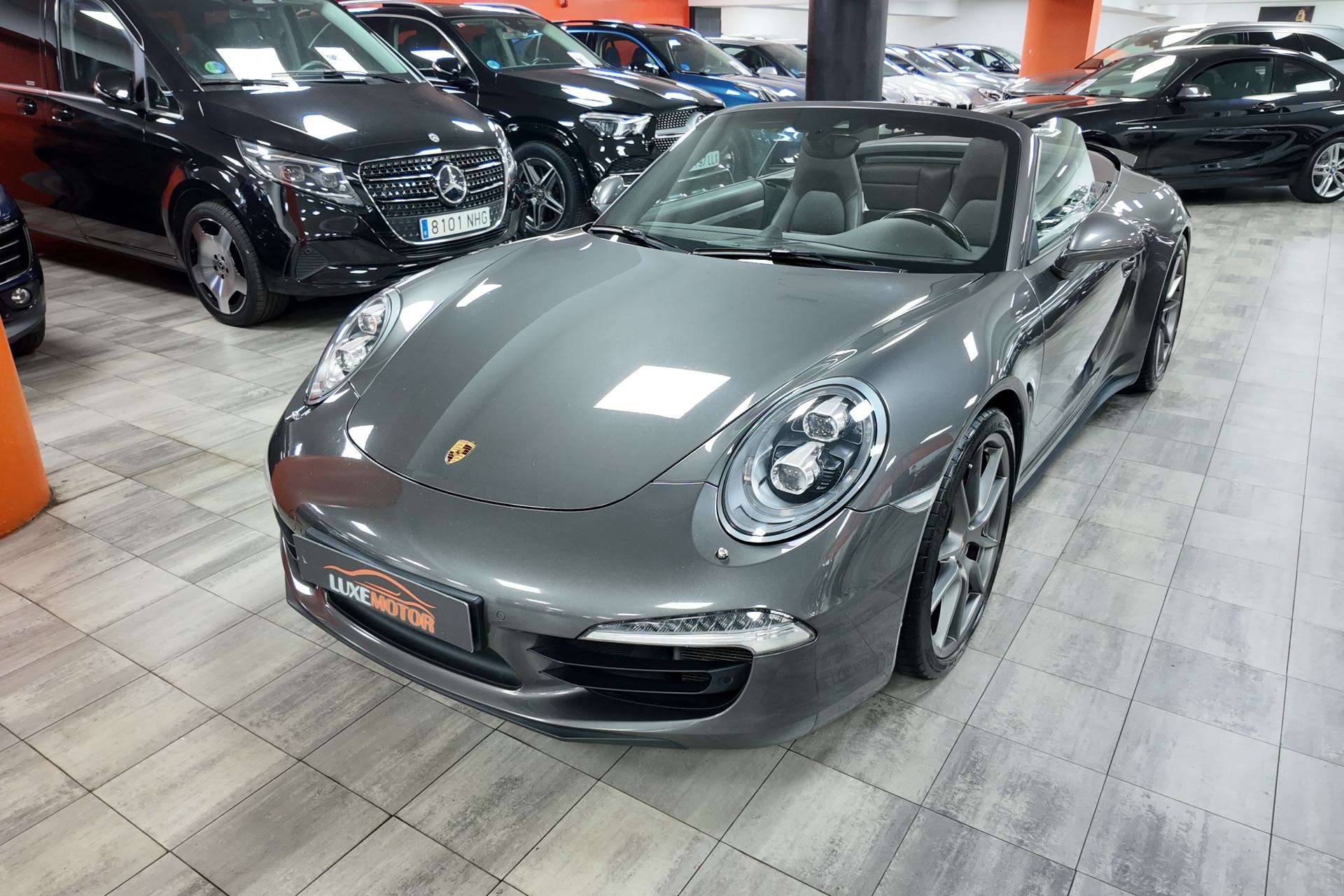 Porsche 911