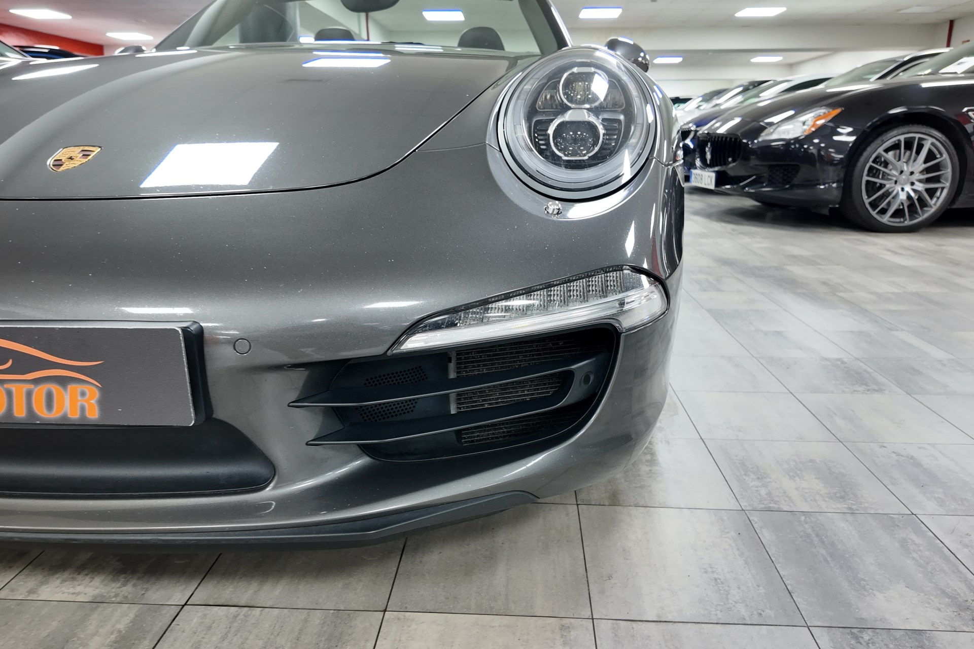 Porsche 911