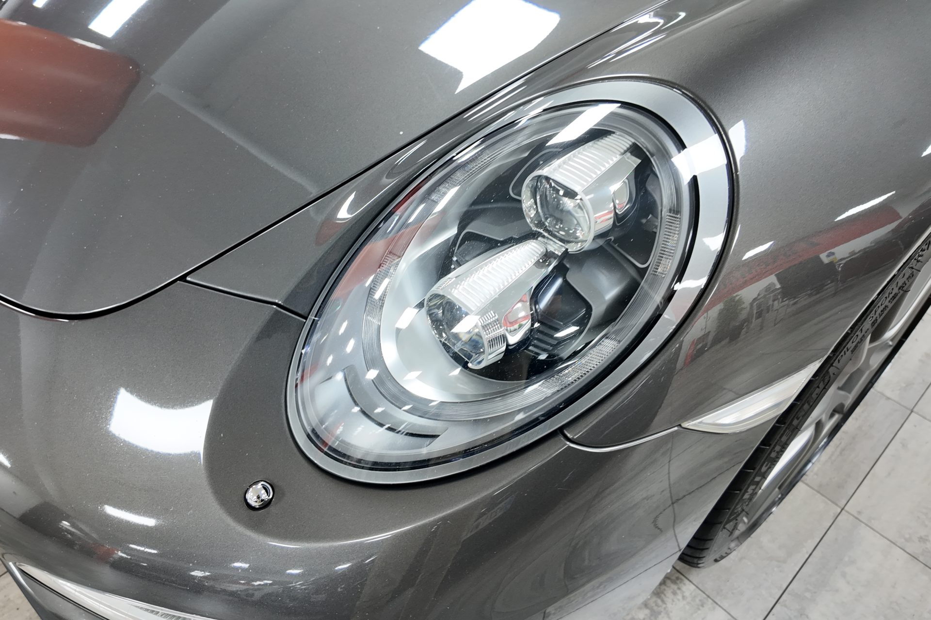 Porsche 911