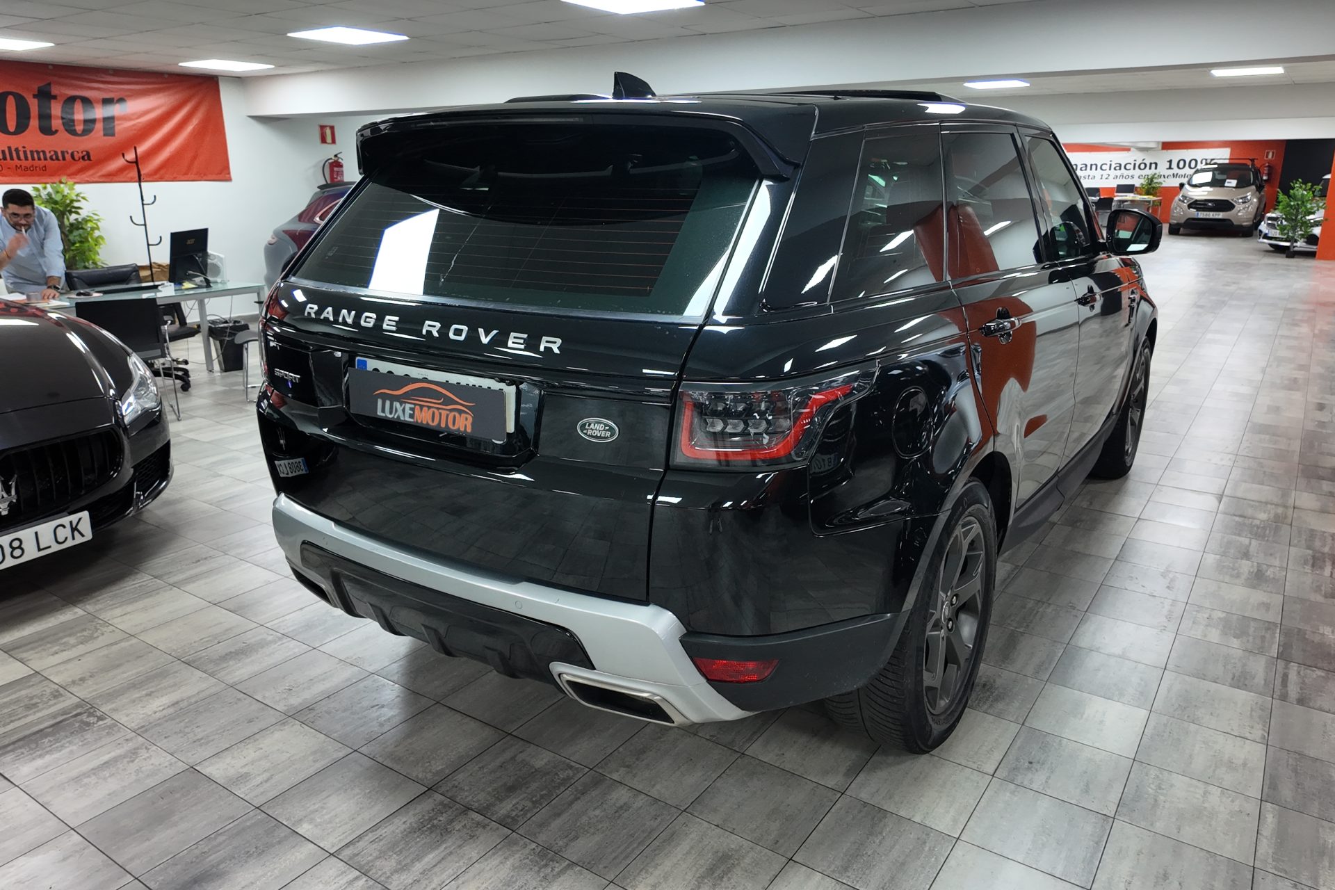 Land-Rover Range Rover Sport