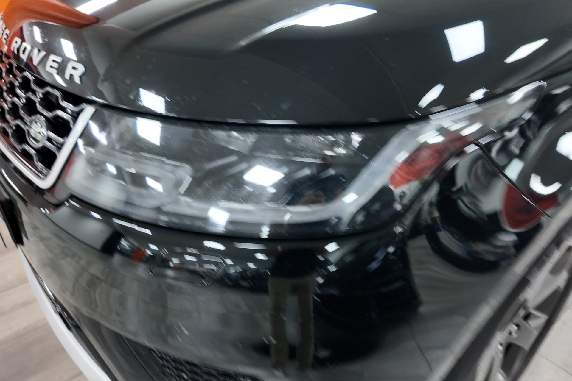 Land-Rover Range Rover Sport