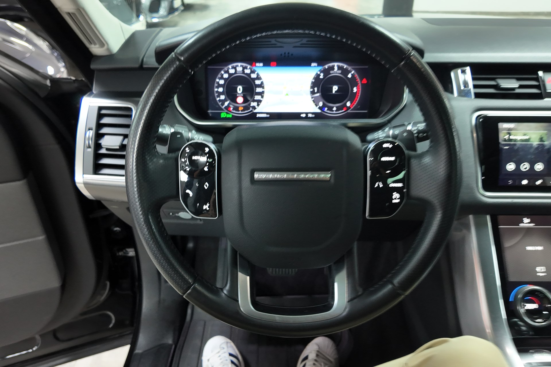 Land-Rover Range Rover Sport