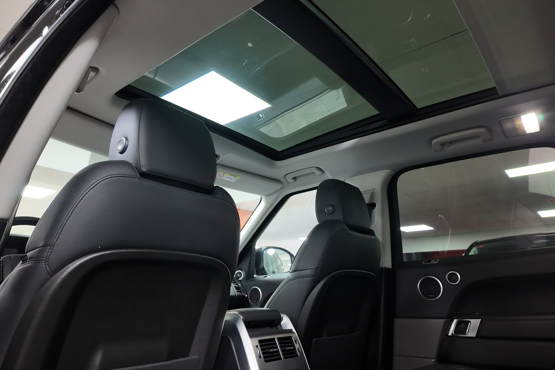 Land-Rover Range Rover Sport