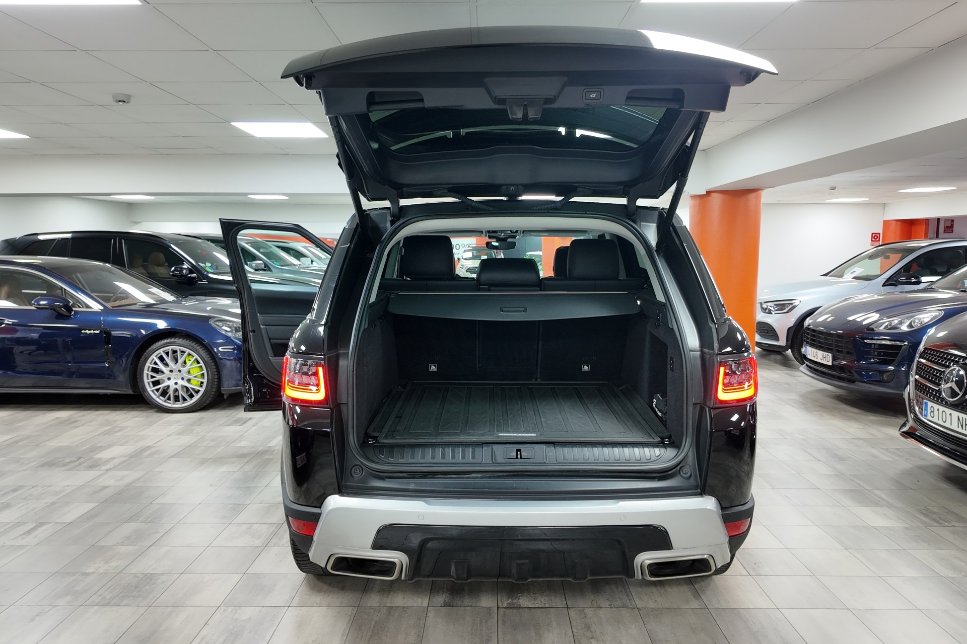 Land-Rover Range Rover Sport