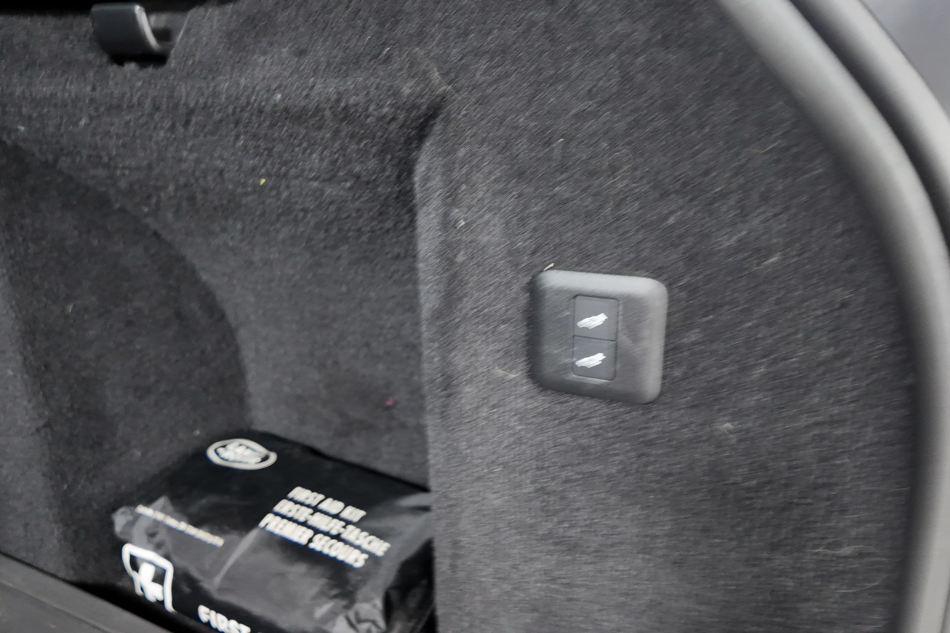 Land-Rover Range Rover Sport