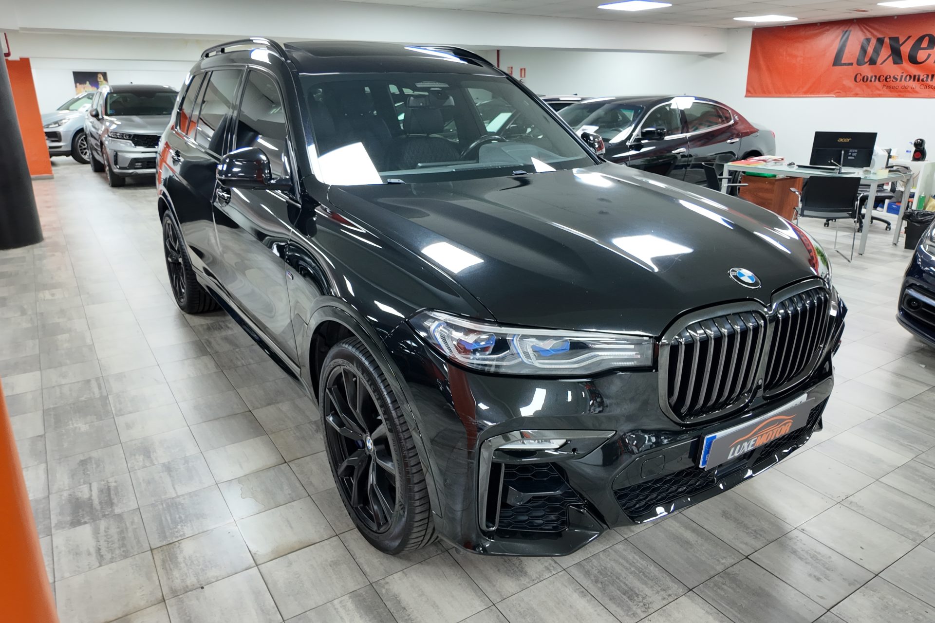 BMW X7
