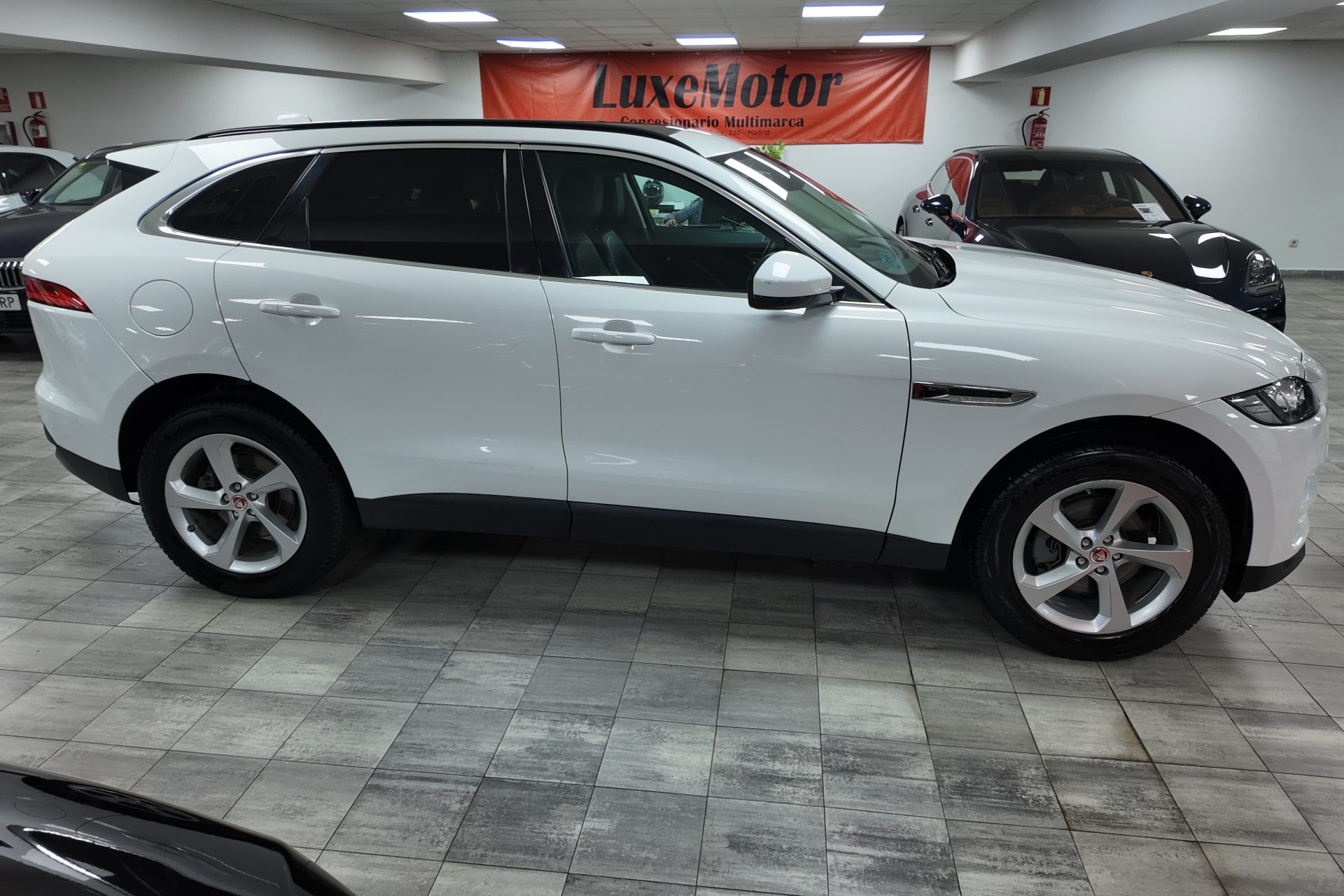 Jaguar F-Pace