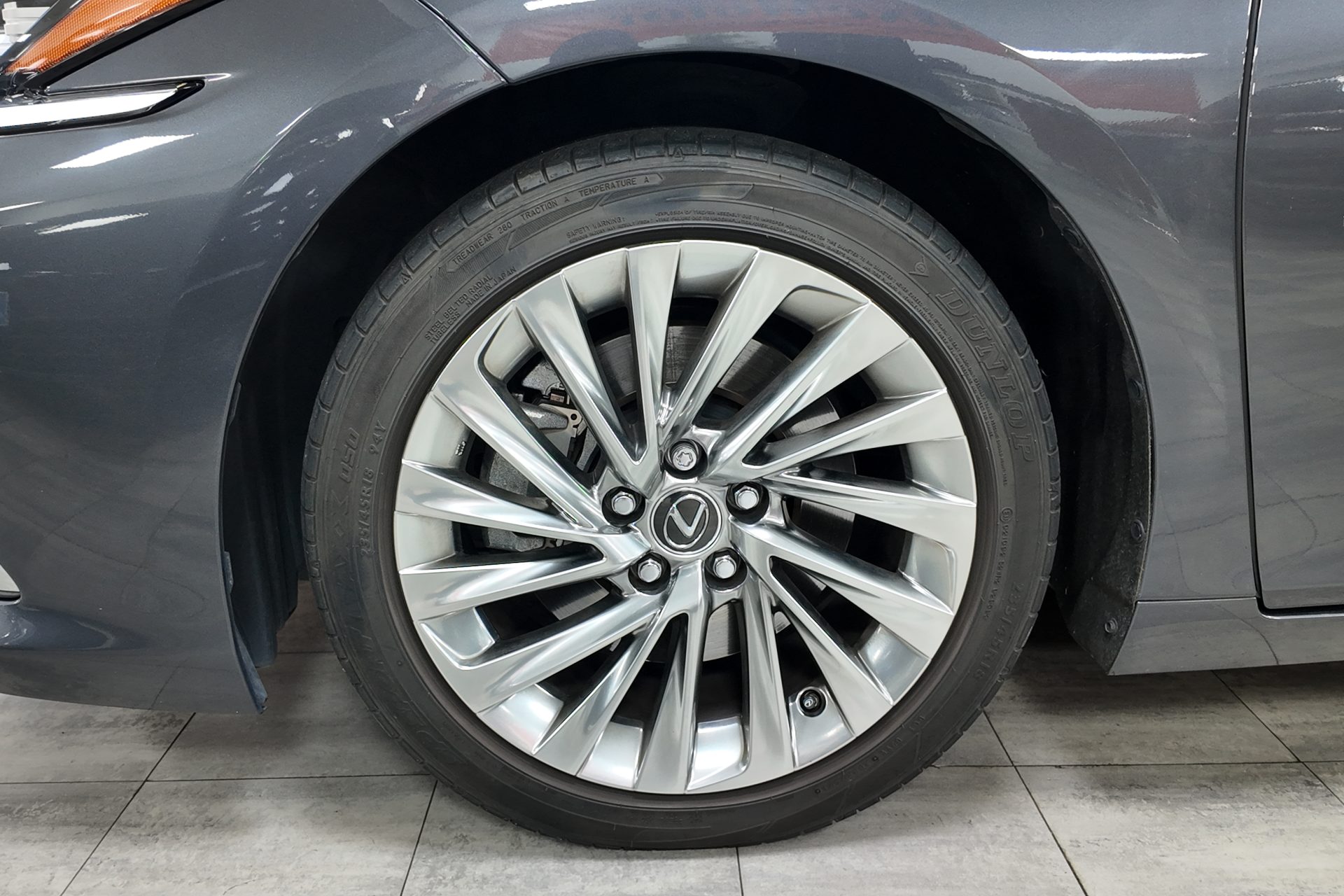 Lexus ES