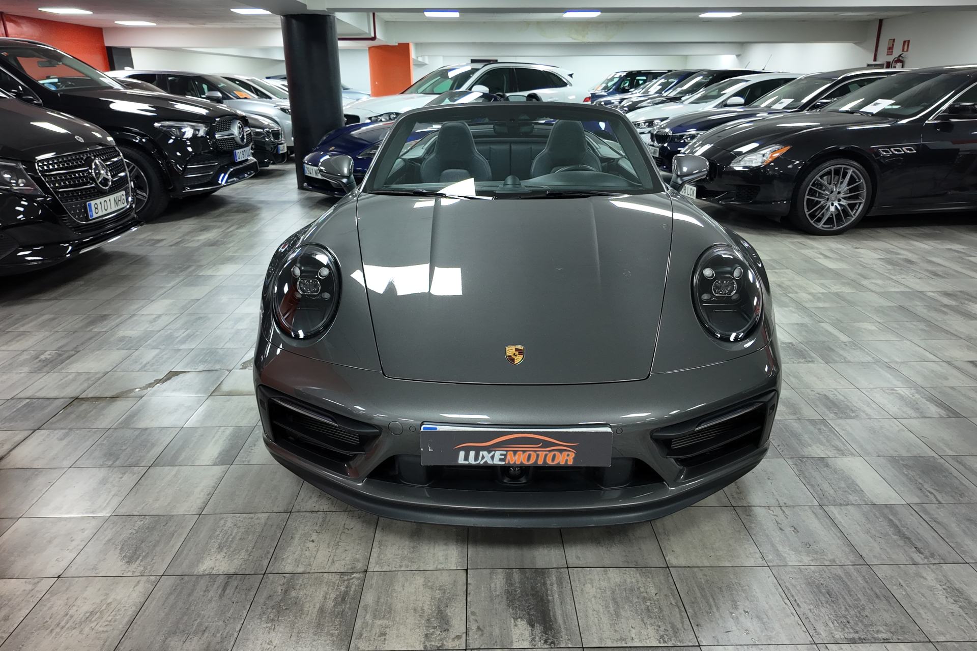 Porsche 911