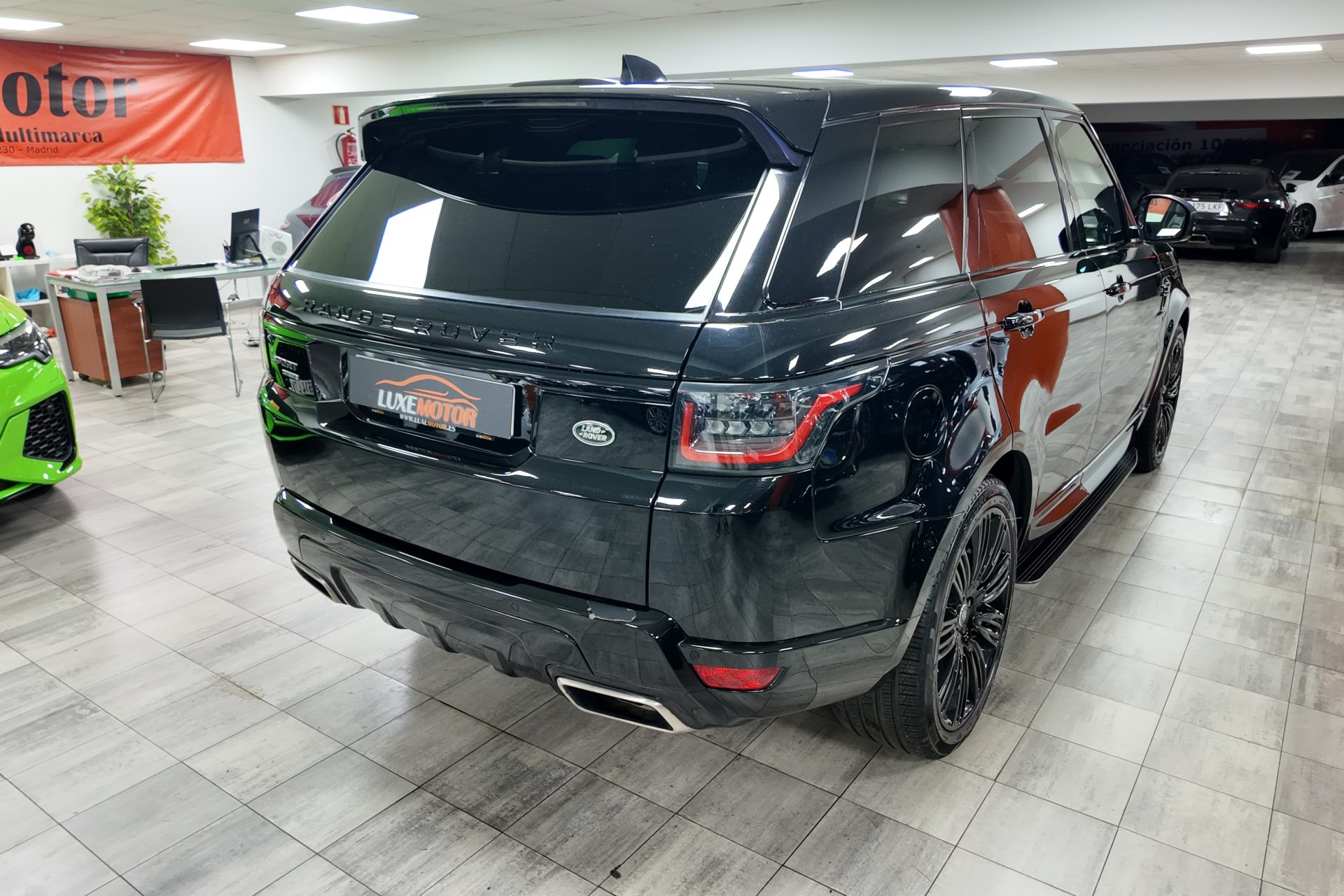 Land-Rover Range Rover Sport