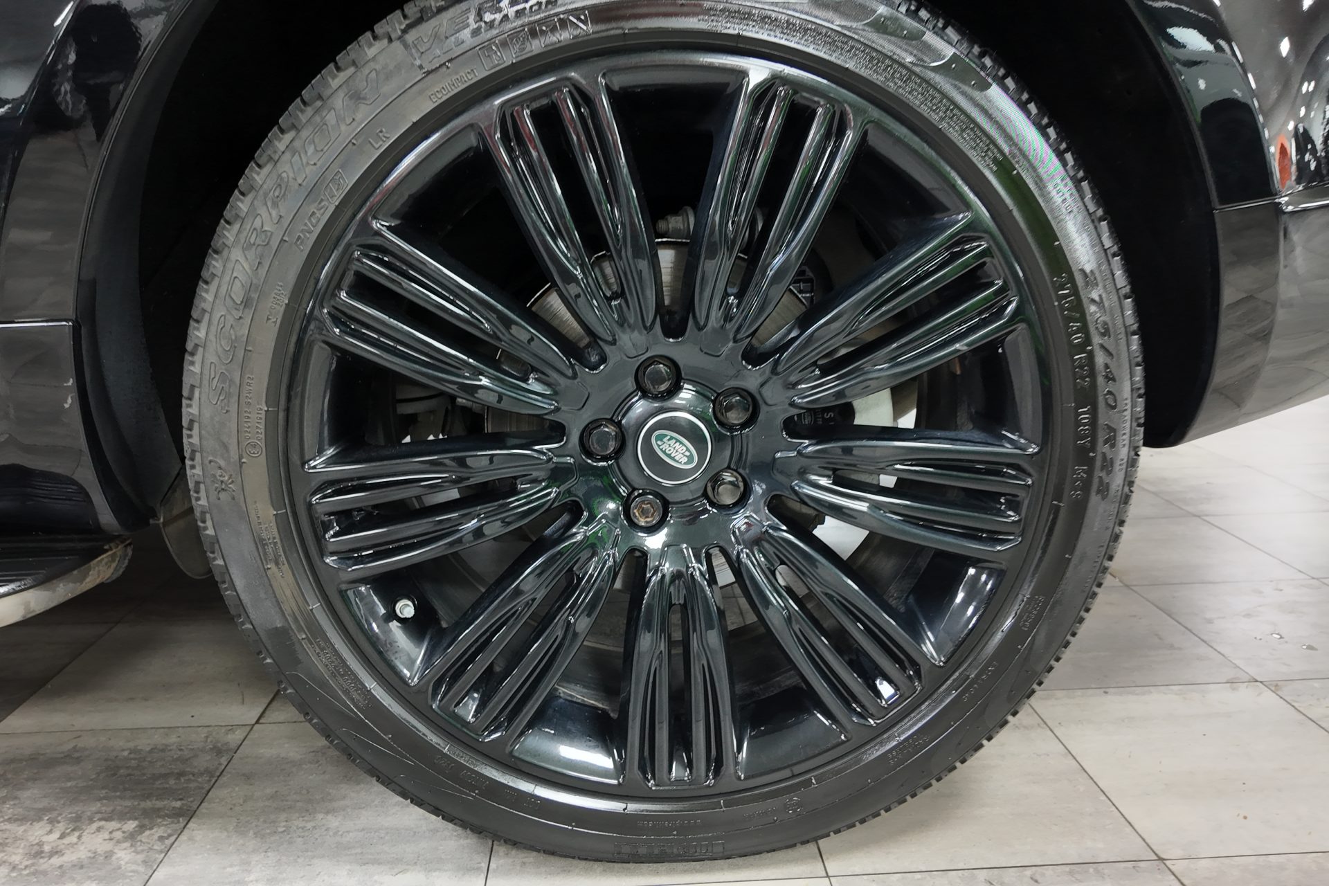Land-Rover Range Rover Sport
