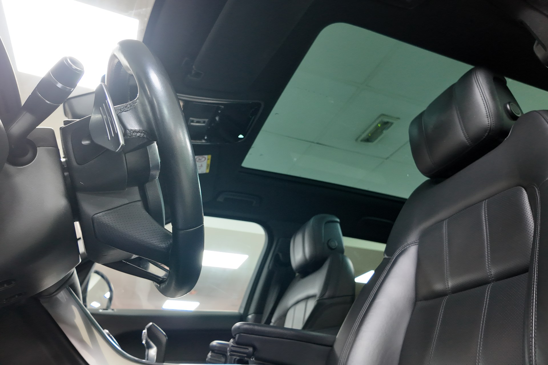 Land-Rover Range Rover Sport