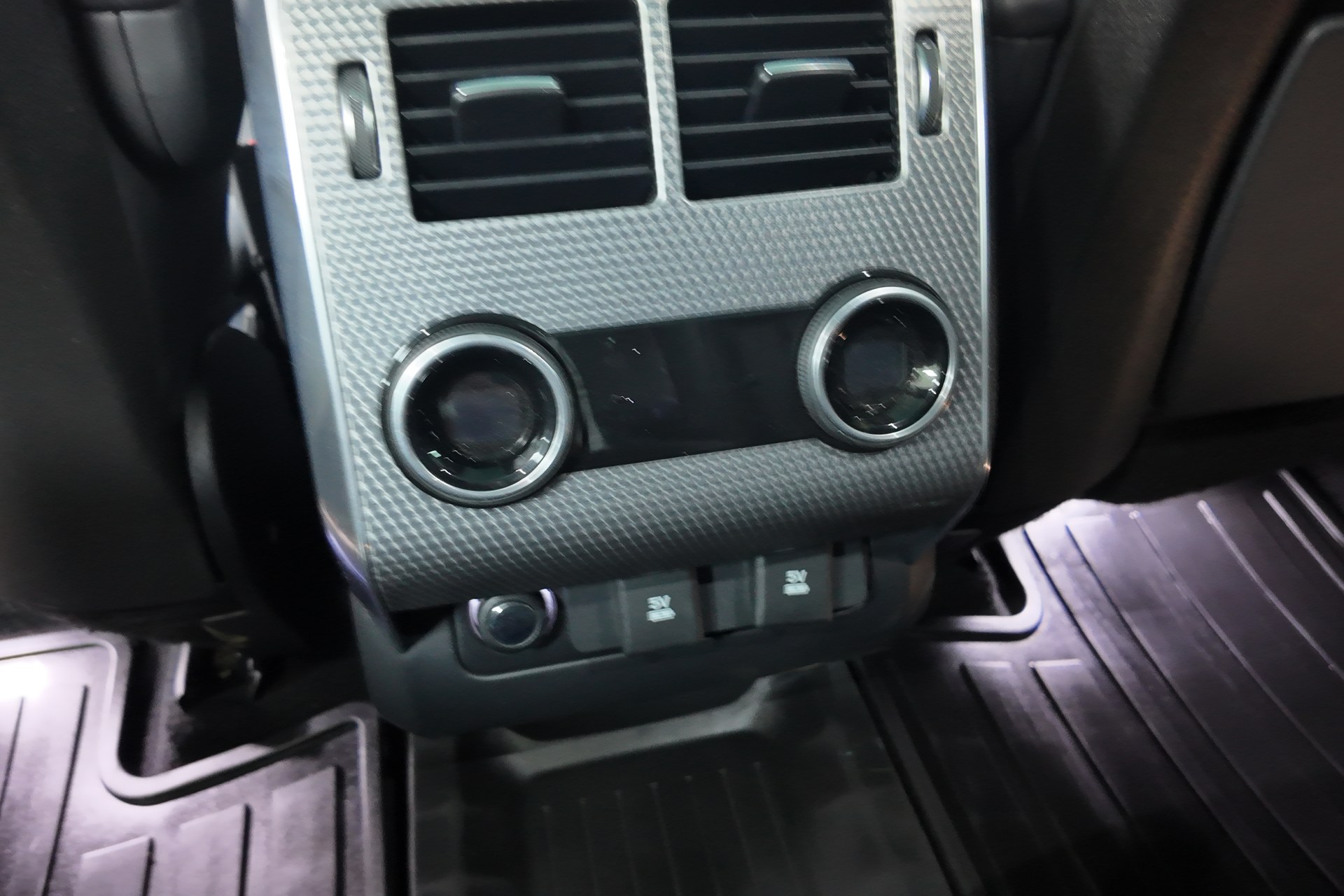 Land-Rover Range Rover Sport